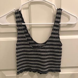 ✨ URBAN OUTFITTERS TANK